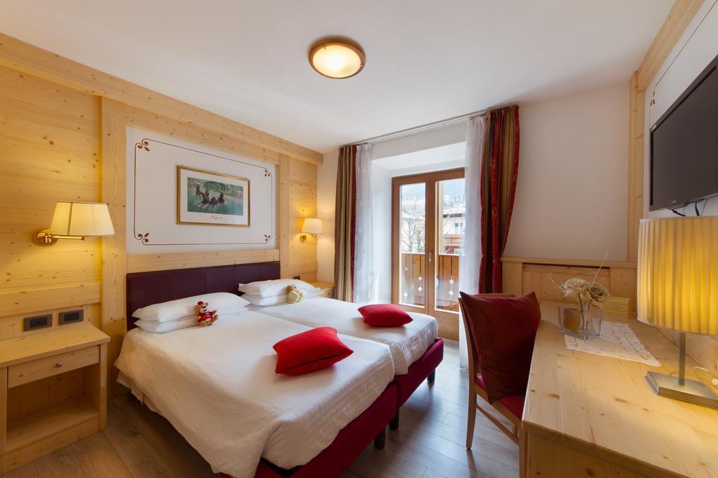 Piz Galin Grand Hotel Family & Wellness Андало Екстериор снимка